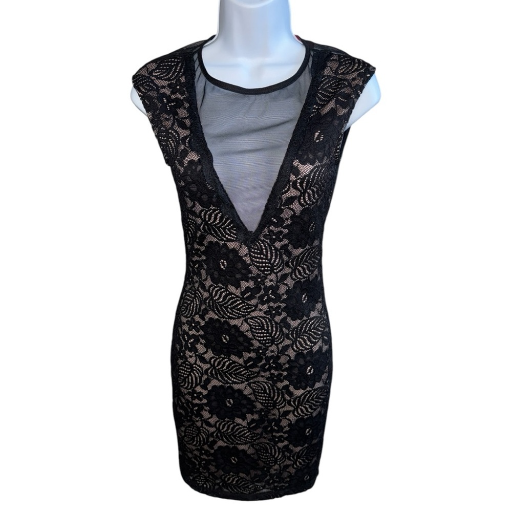Women's Akira Chicago Black Lace Cocktail Dress - S